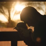 マタニティブルー？産後の様子がいつもと違う時にパパがすべき３つの事