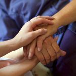 大切な人は、いつまでも傍にいない...最期の贈り物を道標に。